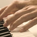H�nde am Klavier